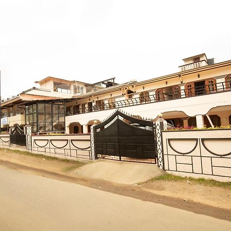 Lazo Silver Lake , Udagamandalam Exterior foto