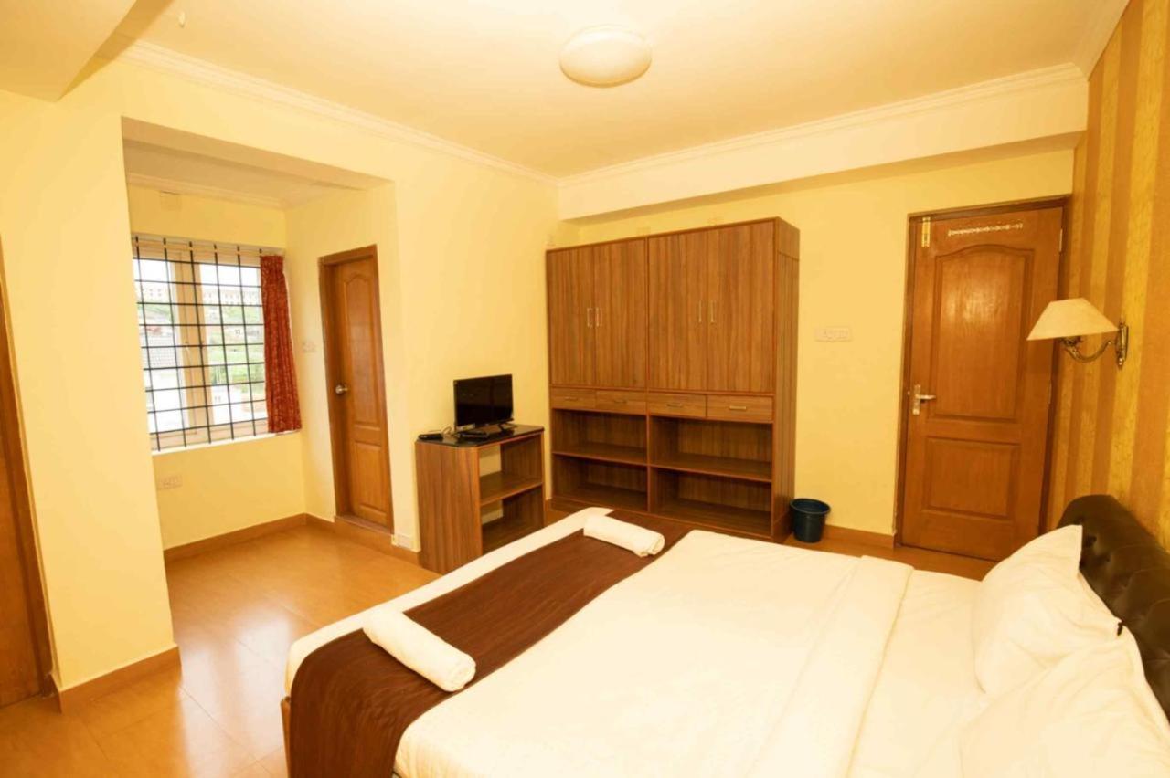Lazo Silver Lake , Udagamandalam Exterior foto