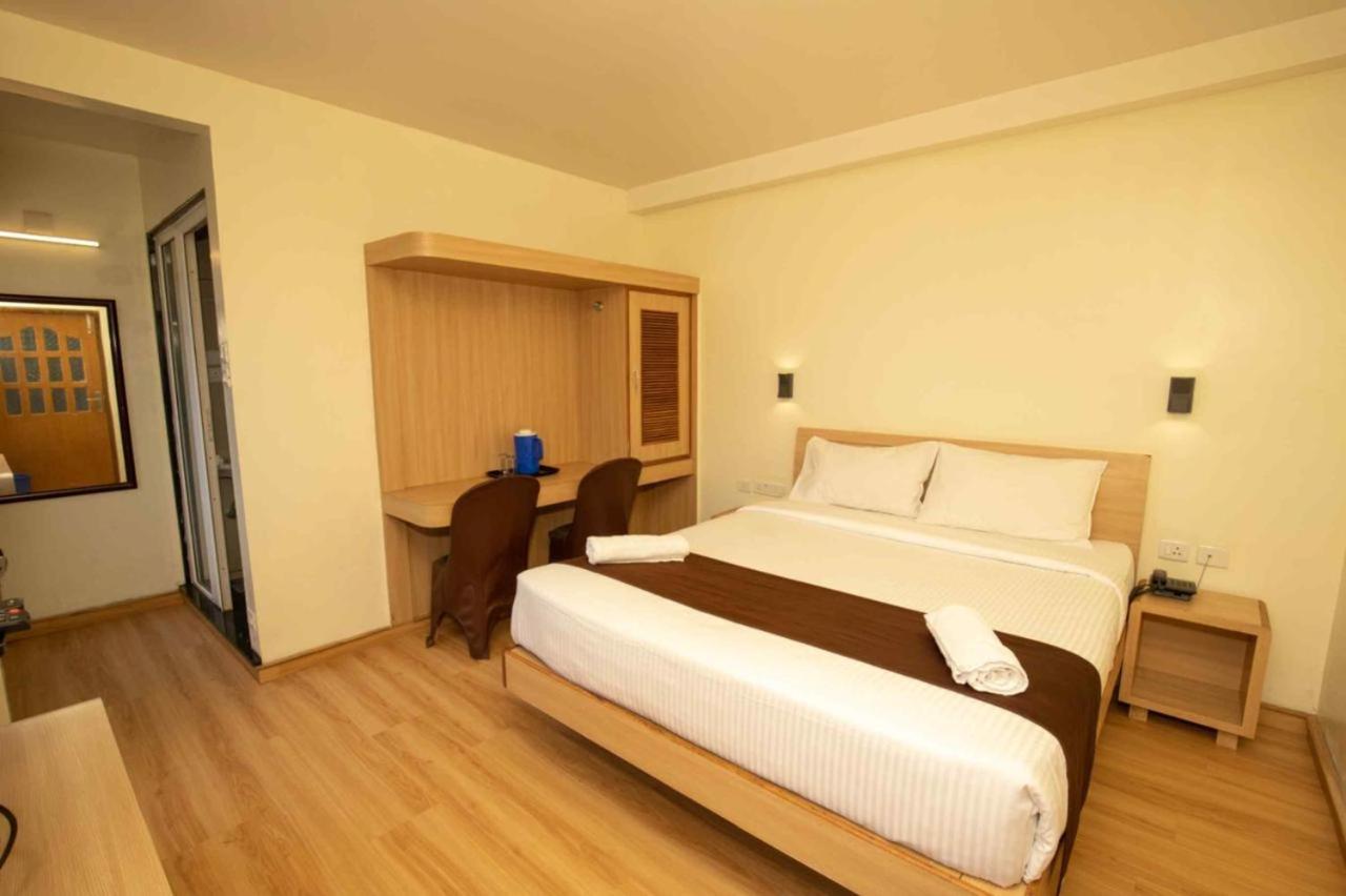 Lazo Silver Lake , Udagamandalam Exterior foto